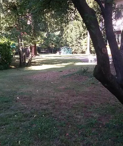 Invilla לינה וארוחת בוקר *